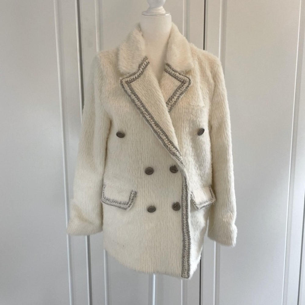 Fuzzy Double Breast White Coat With Metallic Threads & Silver Stamped Buttons - Picture 4 of 14